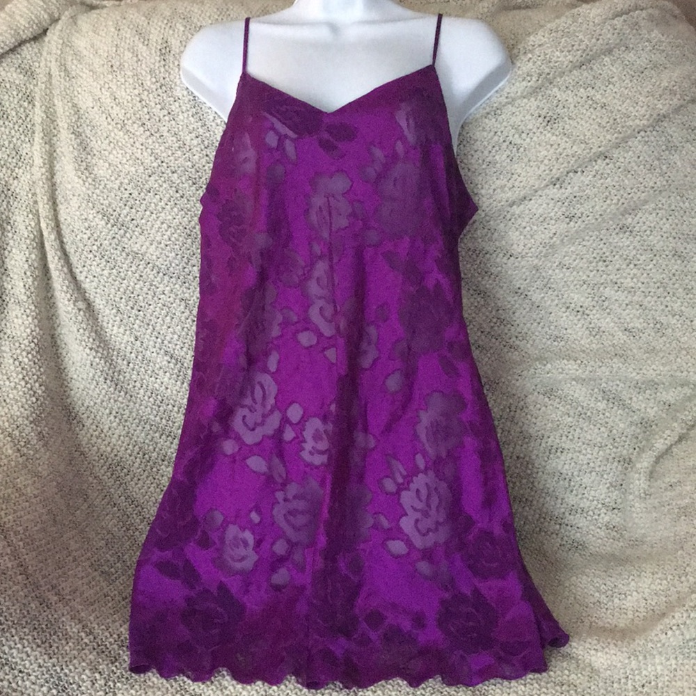 Gorgeous Victoria’s Secret Lace Up Chemise Nightgown Beautiful Purple EUC